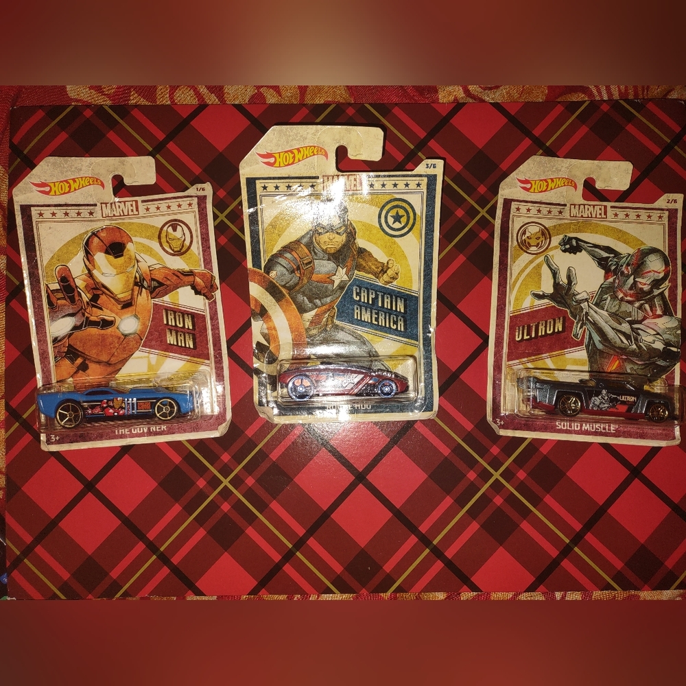 Lot of 3 Hot Wheels NIB Iron Man Capt America Ultron